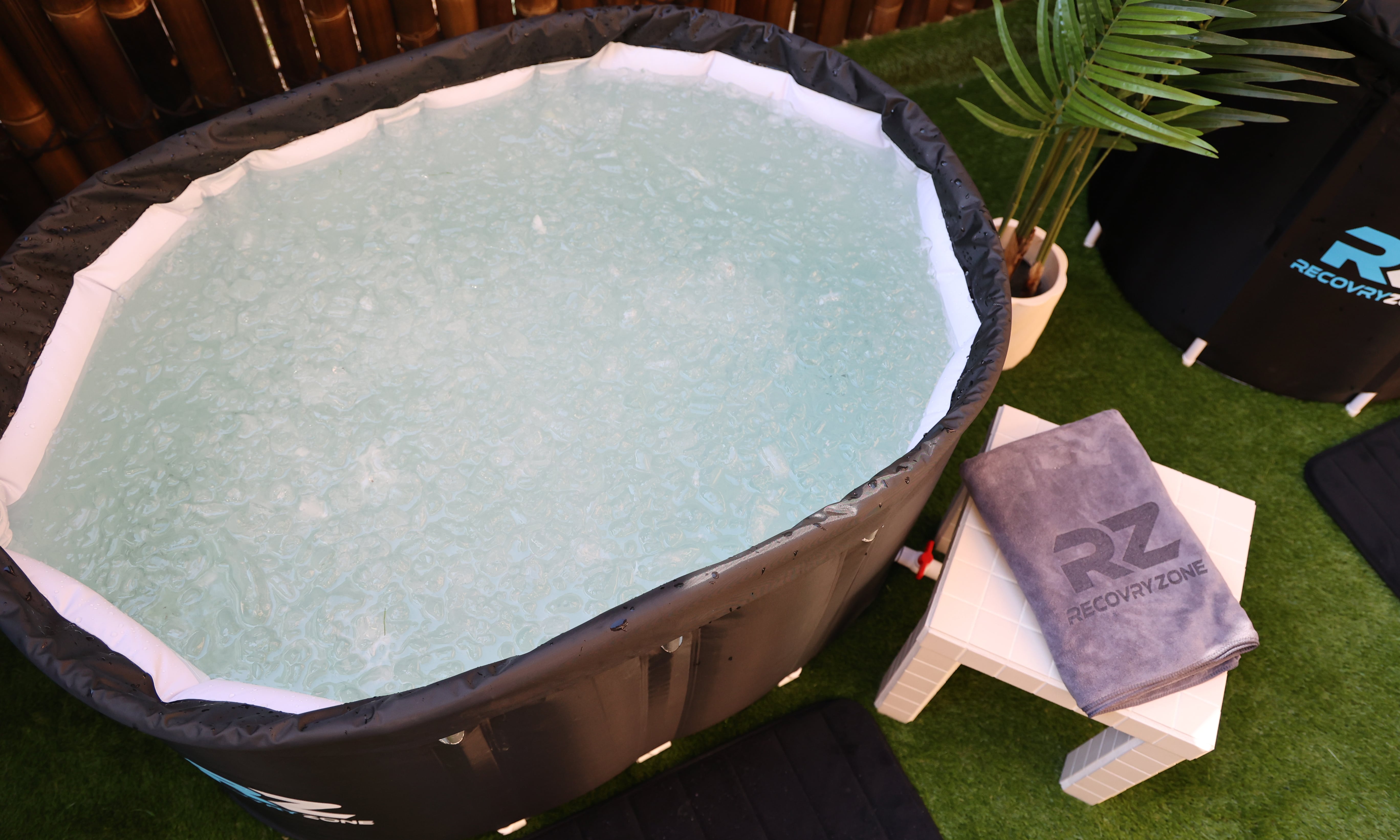 What Temperature Should an Ice Bath Be for Health Benefits and Safety?